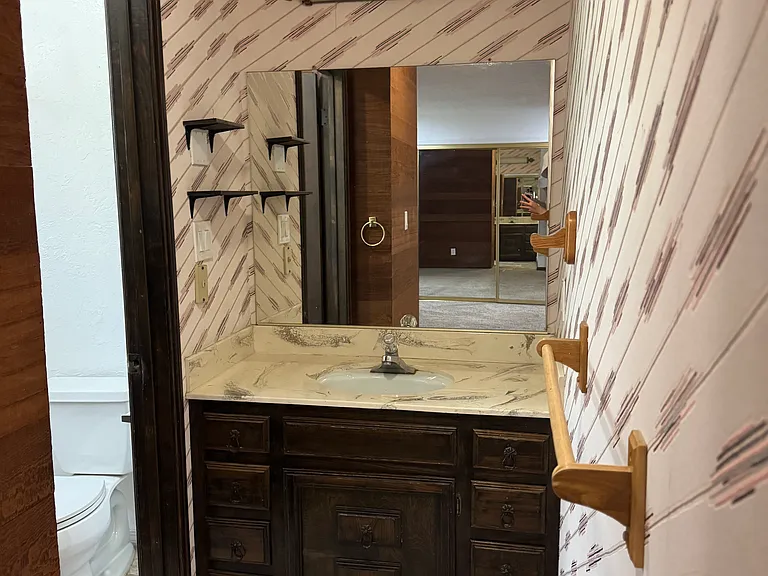 7860 Hill Rd — Photo 15