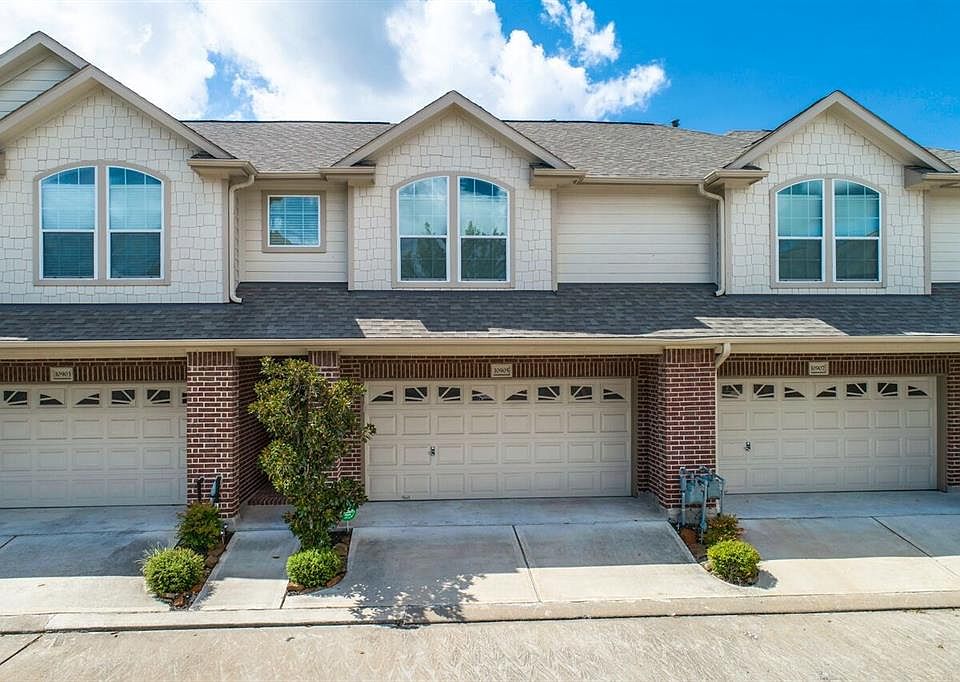 1st image of 10905 Paterno Dr