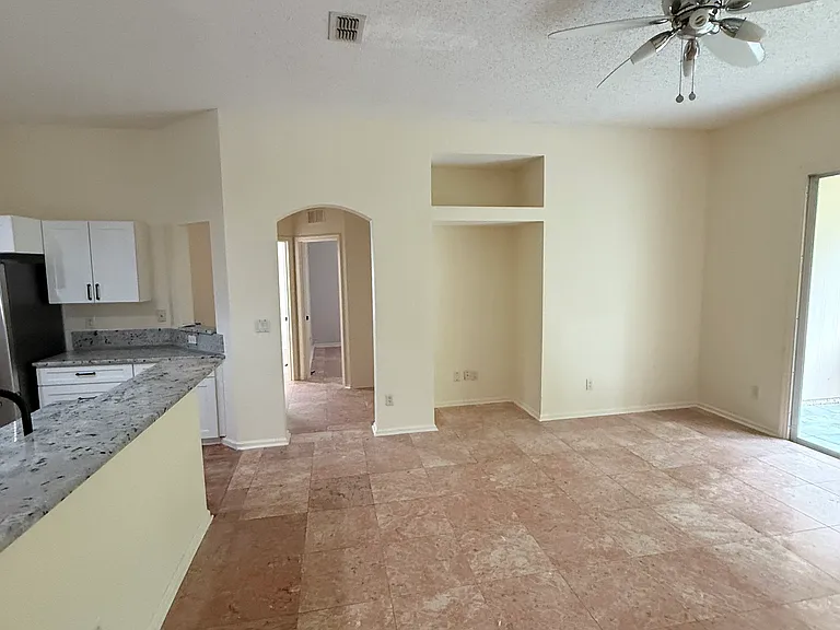 2802 Coachman Lakes Dr — Photo 8