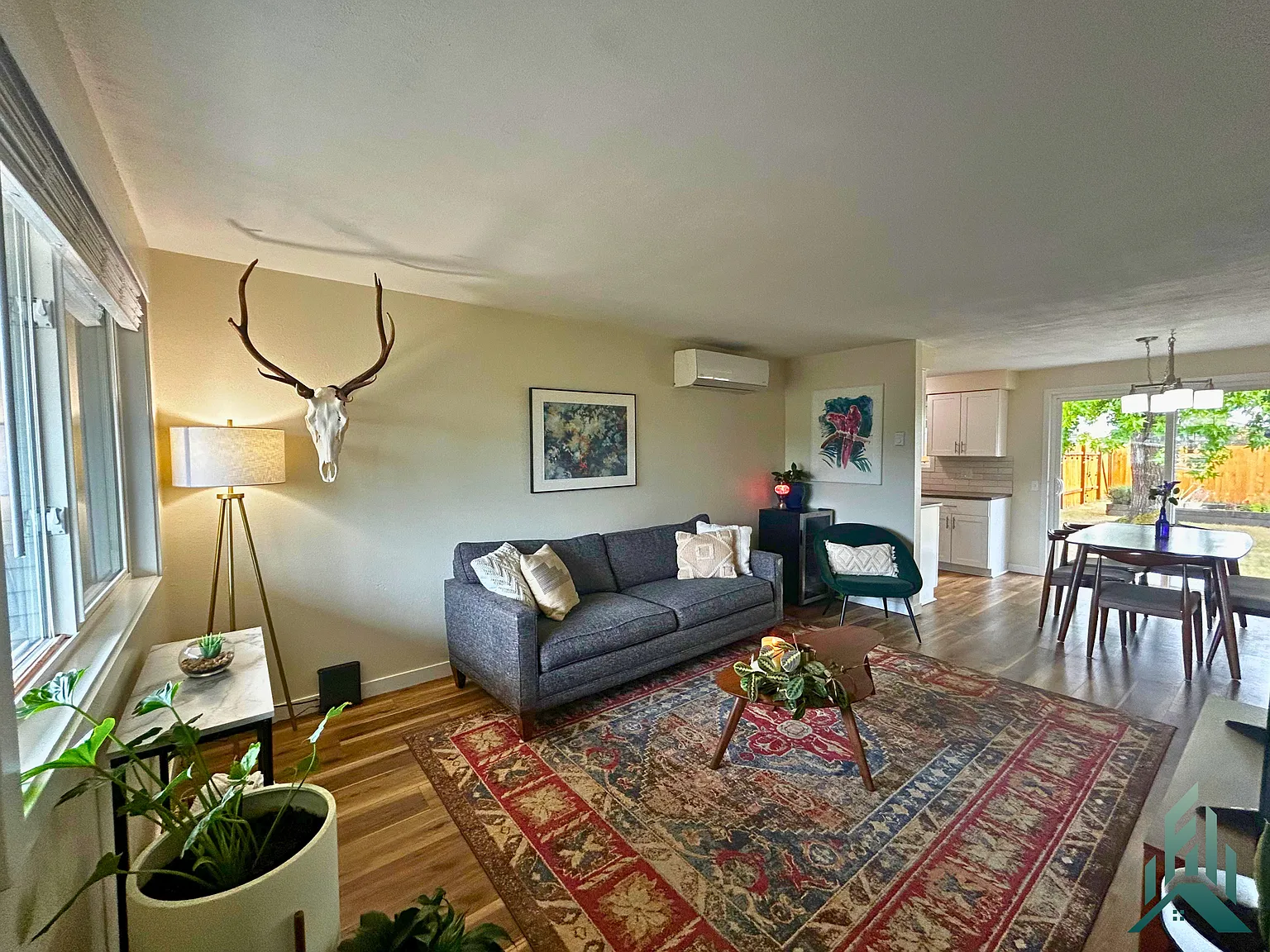 2 bed, 765 sqft, $1,995 — Photo 2