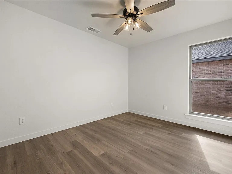 2617 Garland Ave — Photo 12