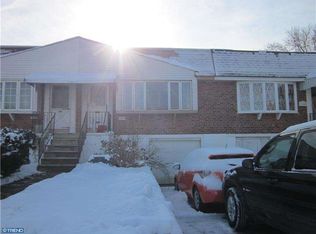 11647 Academy Rd, Philadelphia, PA 19154