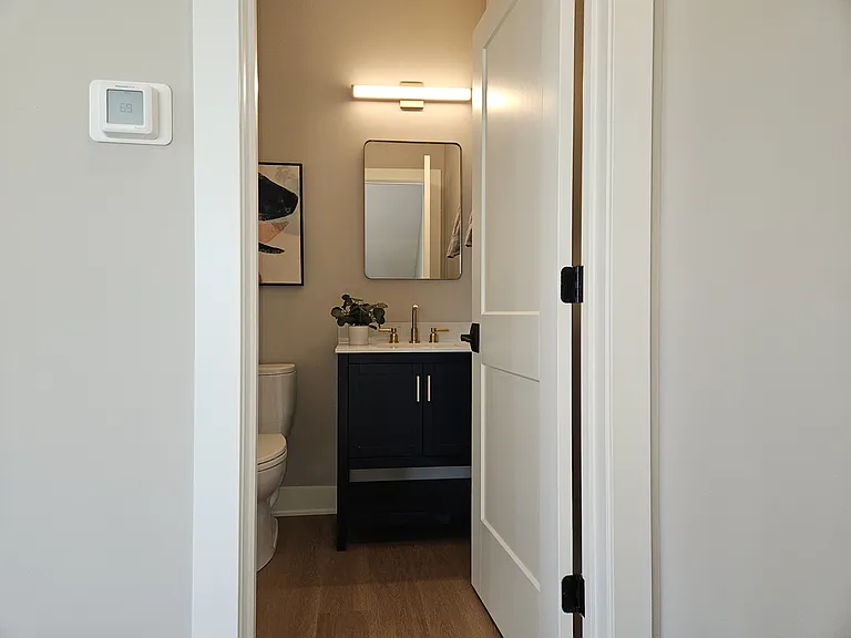 304 E Lincoln St #304 — Photo 9