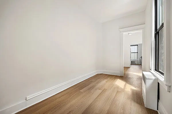 Rented by Compass | media 23