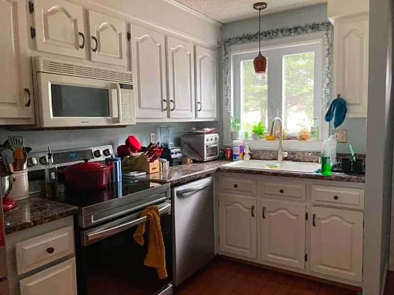 28 Shelburne Rd — Photo 13