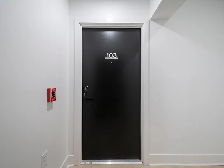 4902 Chestnut St #104 — Photo 16