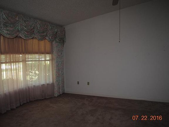 3rd image of 342 River Glass Ct