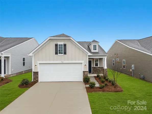 1761 Otter Perch Ln, Fort Mill, SC 29715