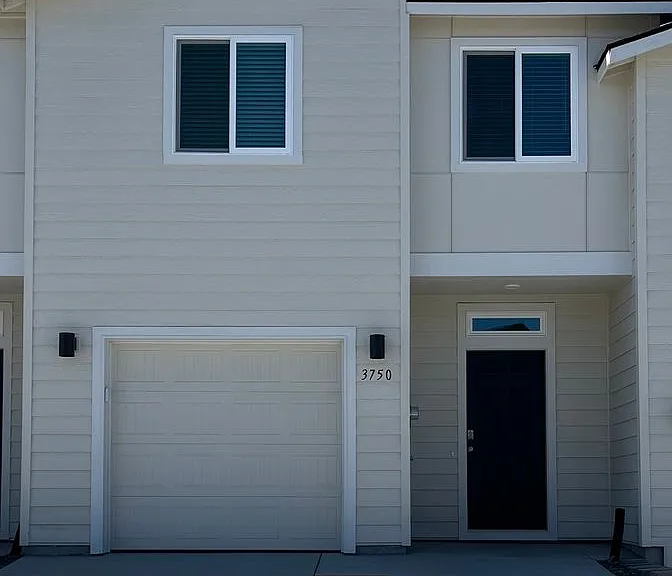 3750 S Roosevelt Pl — Photo 1