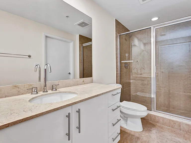 550 Okeechobee Blvd #1404 — Photo 9