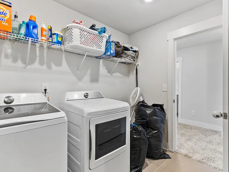 304 Garrison Grove Dr — Photo 33