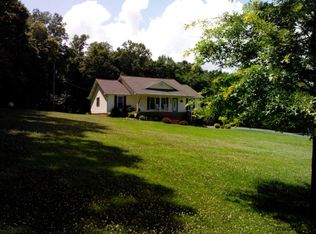 1882 Condra Switch Rd, Whitwell, TN 37397