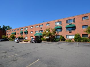 South Adams, Manchester, CT 06040