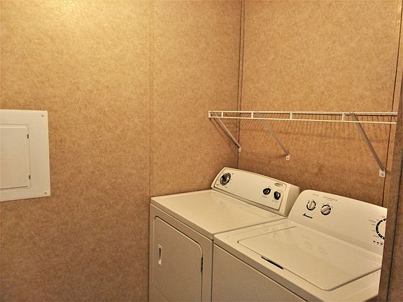 4th image of 425 Cider Mill Dr #130