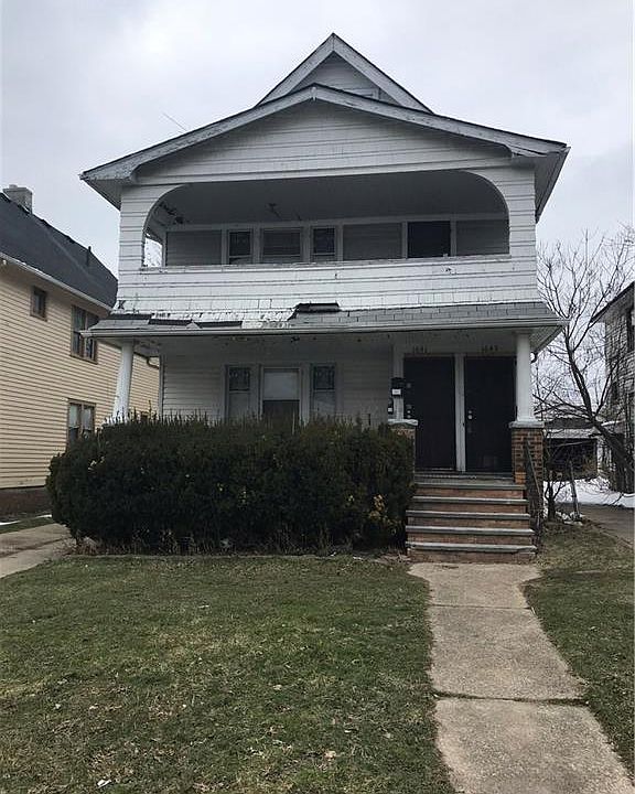 2nd image of 1641 Bryn Mawr Rd