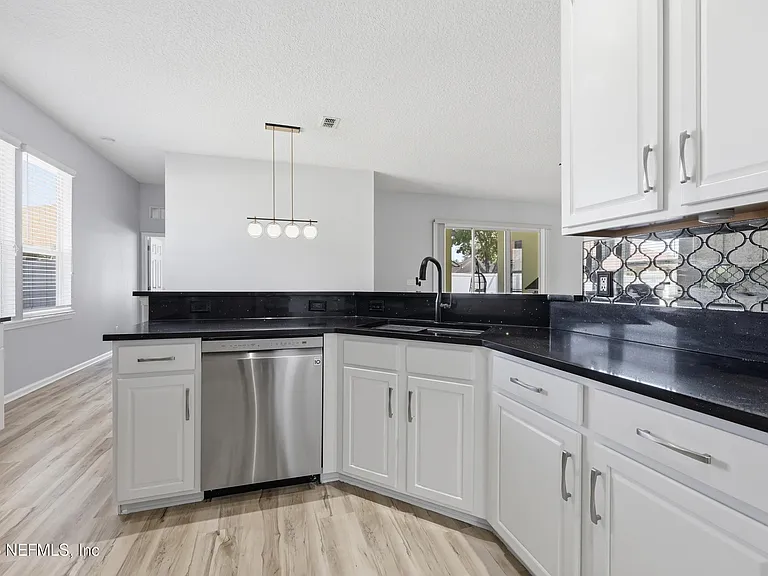 14447 Cherry Lake Dr W — Photo 14