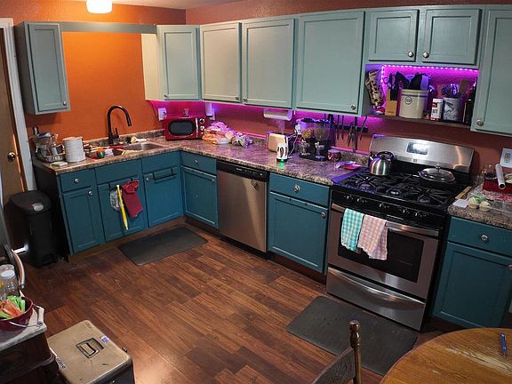 3rd image of 213 W South St