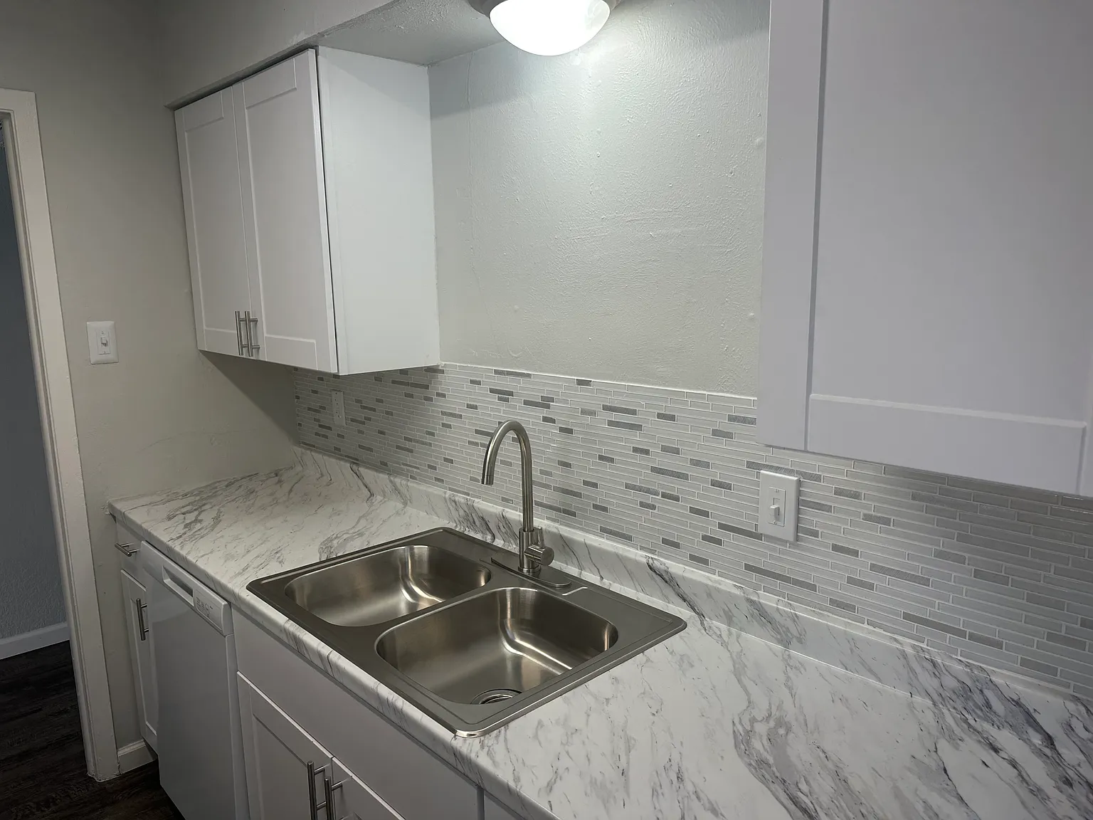 1 bed, 650 sqft, $1,099 — Photo 2