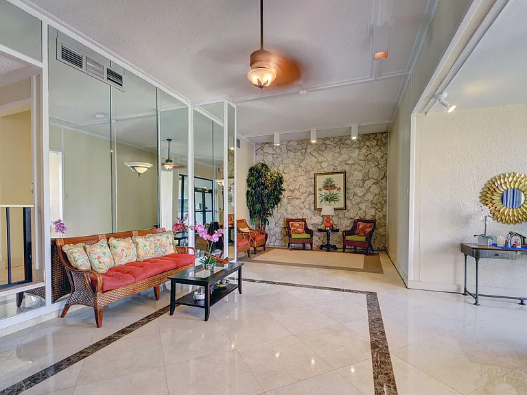 5600 N Flagler Dr #2509 — Photo 18