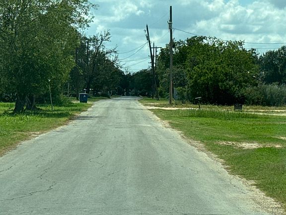 4th image of 200 S Jamison Dr