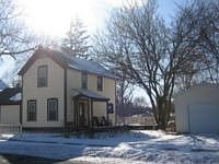 1st image of 121 Cedar St