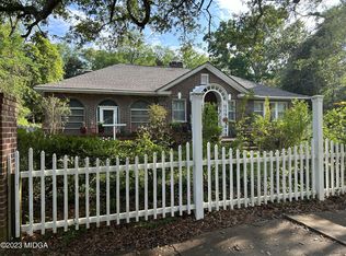 303 Persons St, Fort Valley, GA 31030