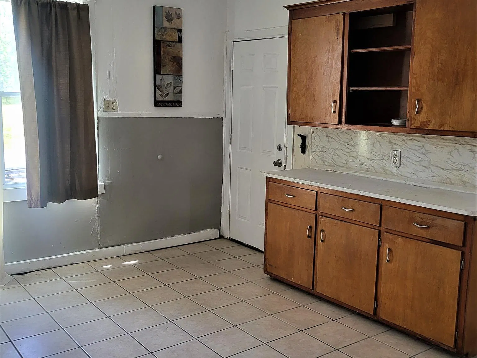 2 bed, $825 — Photo 2