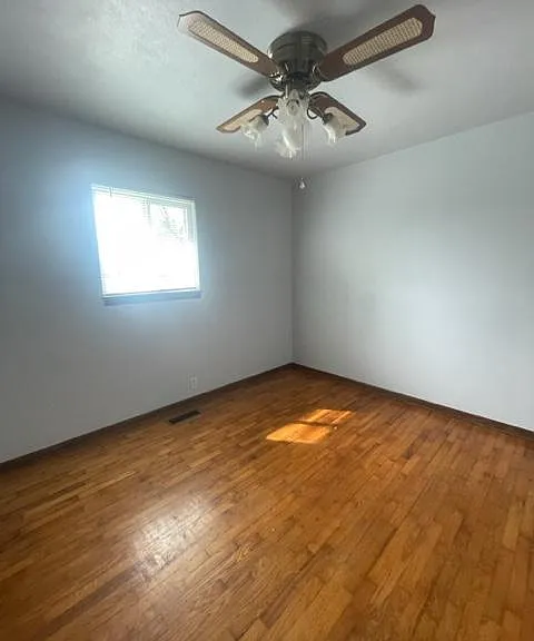 718 S Saint Charles Ave — Photo 5
