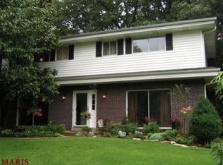 11951 Devonshire Ave, Saint Louis, MO 63131
