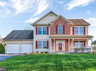 1438 Langshire Dr, York, PA