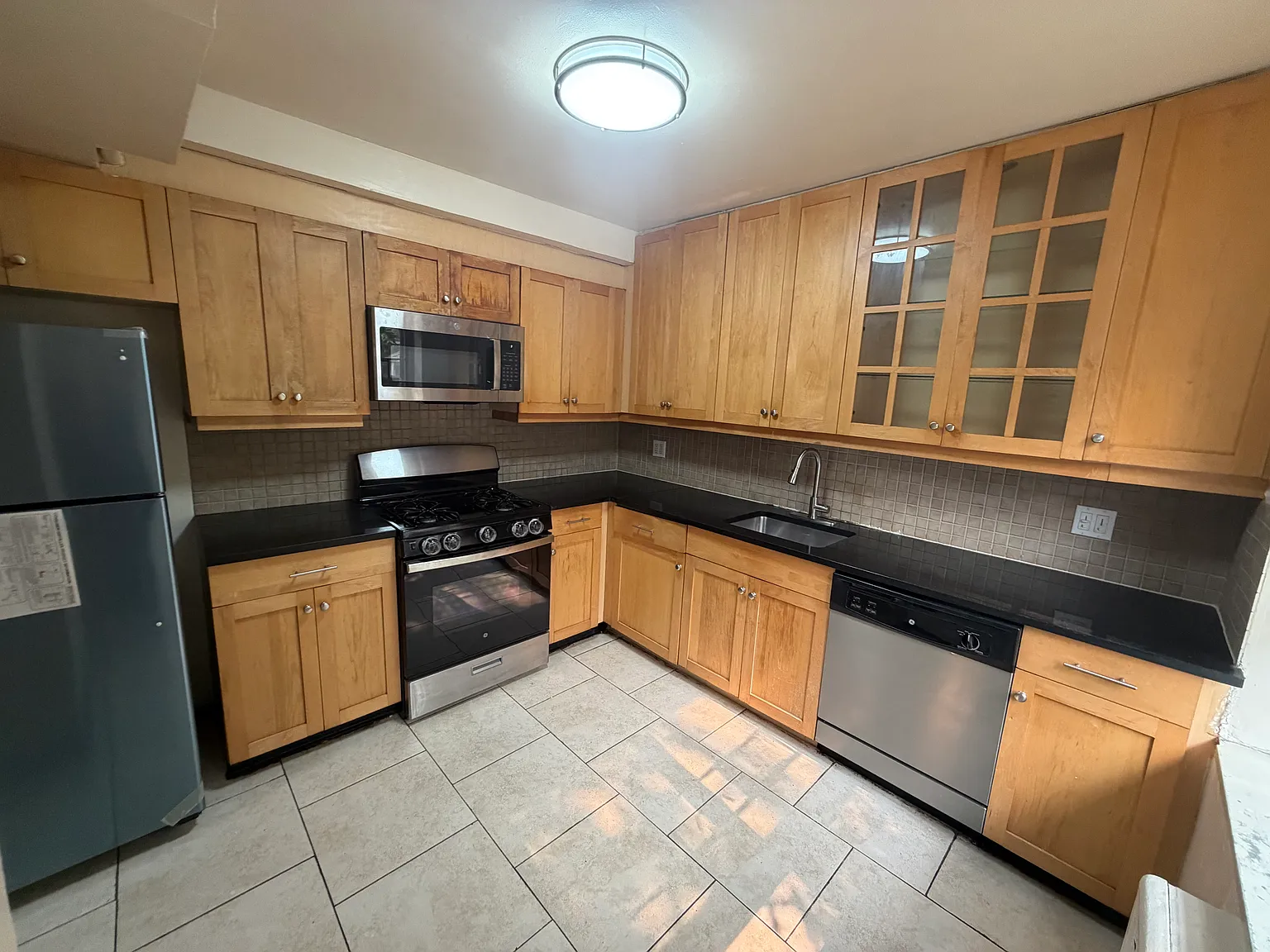 192nd St, Fresh Meadows — Photo 3