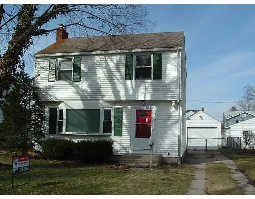 513 E Oakside St photo 1