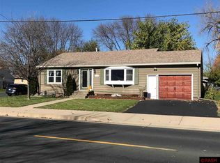 1730 E Main St, Mankato, MN 56001