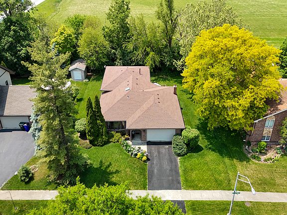 2nd image of 13040 W Tanglewood Cir