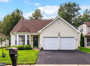 18 Sunflower Ln, Brick, NJ 08724