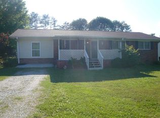 114 Southland Ave, Boiling Springs, SC 29316