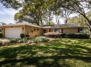 1027 Chinaberry Rd, Clearwater, FL 33764