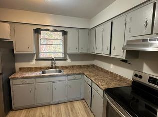 40-44 Briarwood Ln #16F, Branford, CT 06405