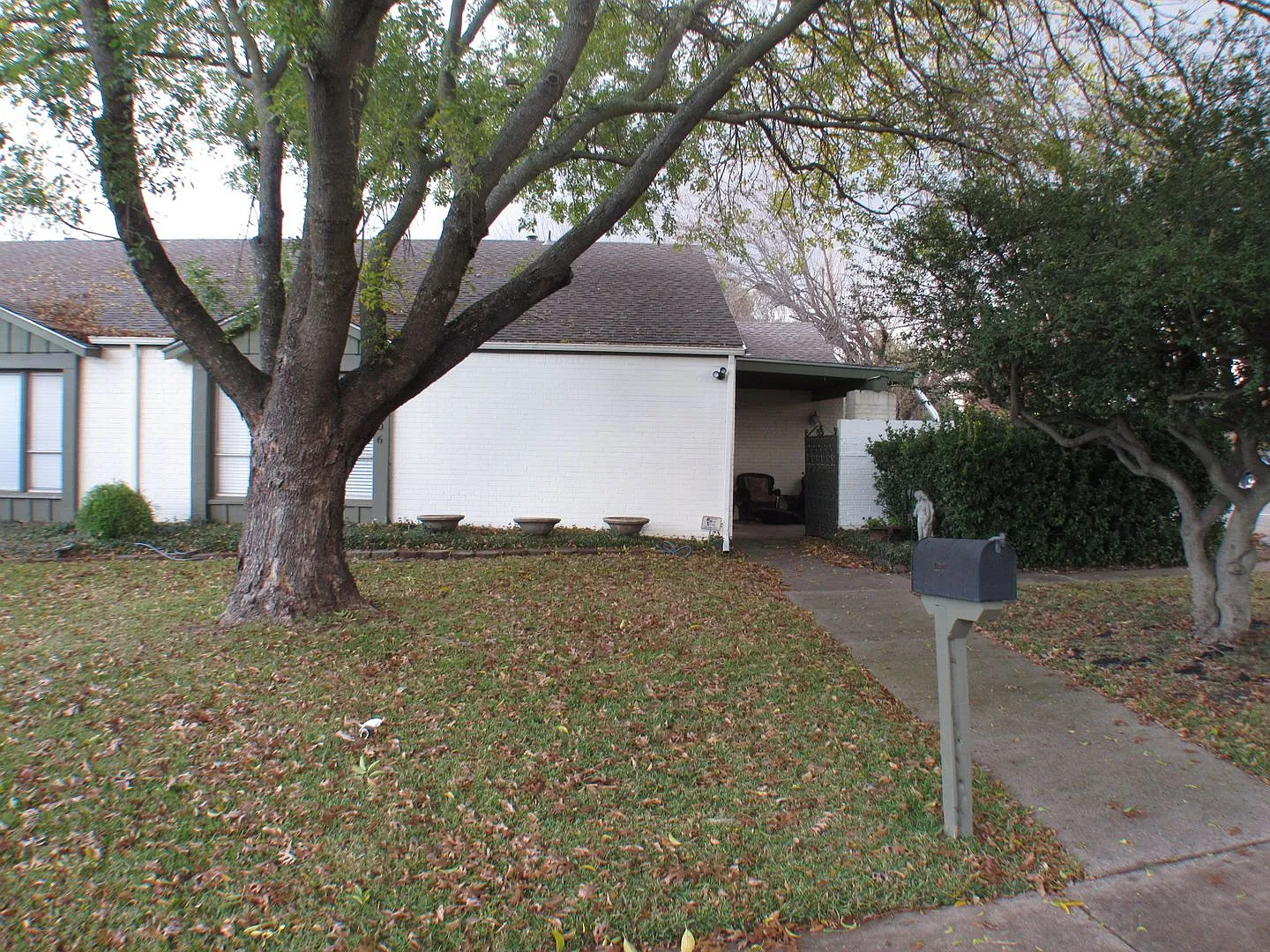 Prime North Dallas Location! — Photo 1