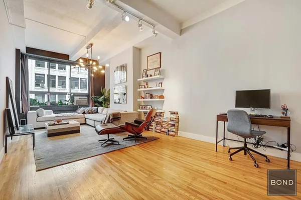 Rented by Bond New York | media 12