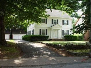51 Ayrault St, Newport, RI 02840