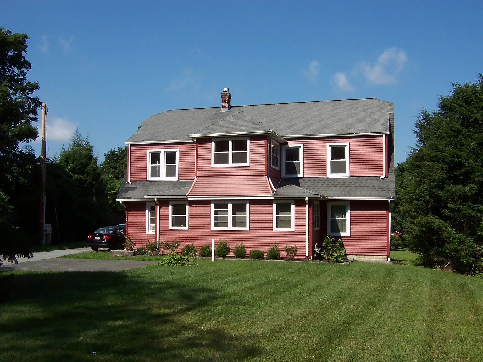 2 bed, 1215 sqft, $2,000 — Photo 1