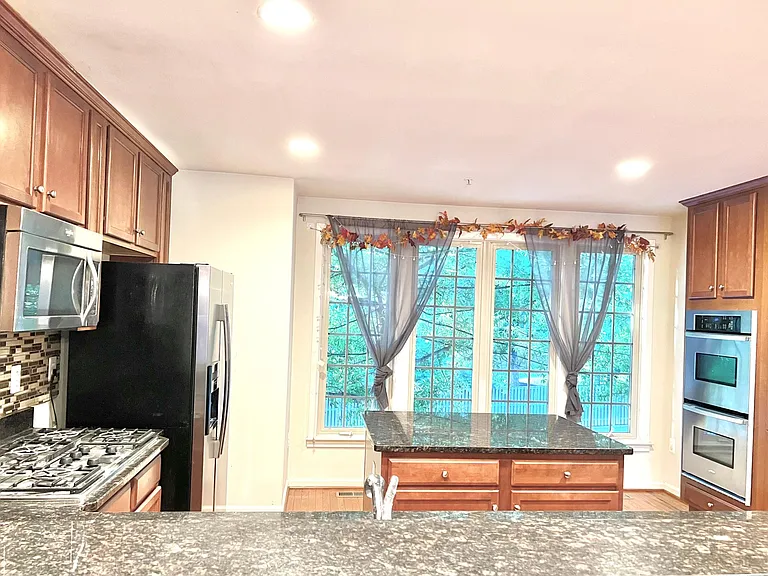 9675 Cedar Farm Cir — Photo 8