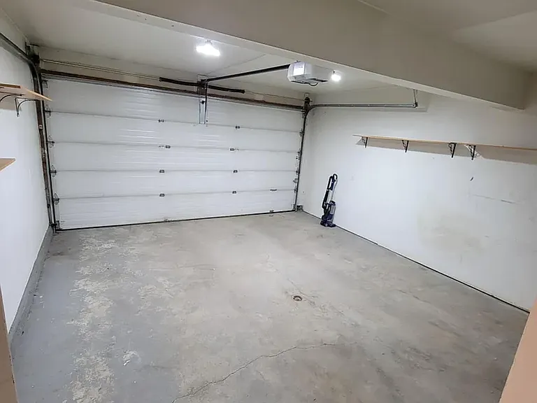 2902 Valleywood Dr #1 — Photo 15