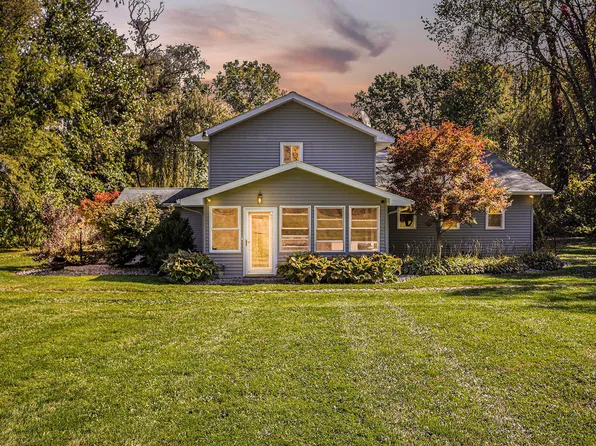 19904-13 Mile Rd, Battle Creek, MI 49014