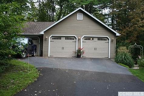 3 car garage