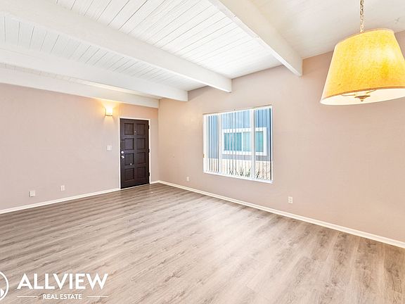 2nd image of 102 Avenida Pelayo APT A