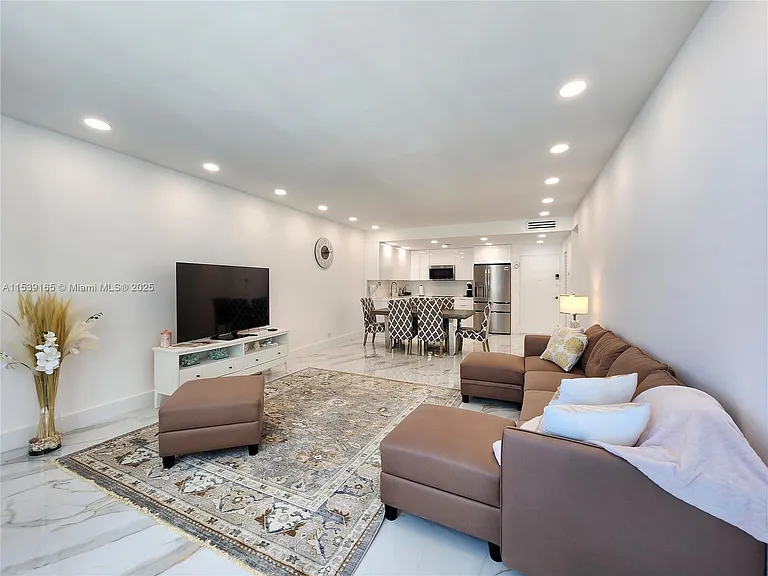 3505 S Ocean Dr #1509 — Photo 5