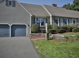 13 Herrick Dr, Milton, MA 02186
