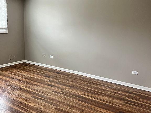 5th image of 9S324 Nantucket Dr APT 2N